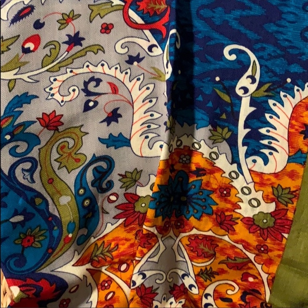 New XL Super Soft Wool Scarf - Picture 5 of 8